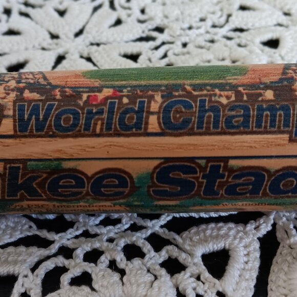 RARE 1999 New York Yankees World Series Champions Mini Bat - Picture 2 of 4